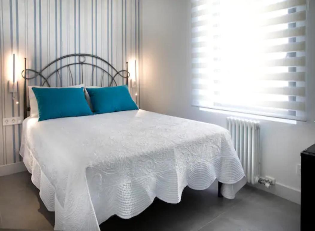 Villa St. Rafael Виланова-и-ла-Желтру Екстериор снимка